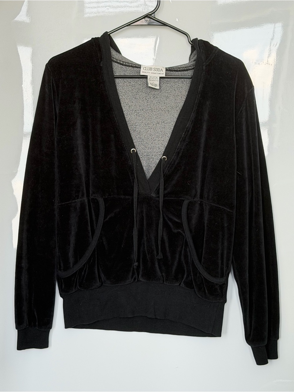 Y2K Club Soda Quality Sportswear Women's L Black Velour Pullover Hoodie Pockets